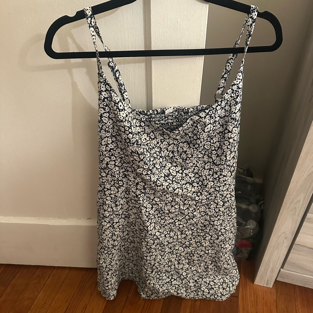 Old Navy Black & White Floral Mini Dress petite